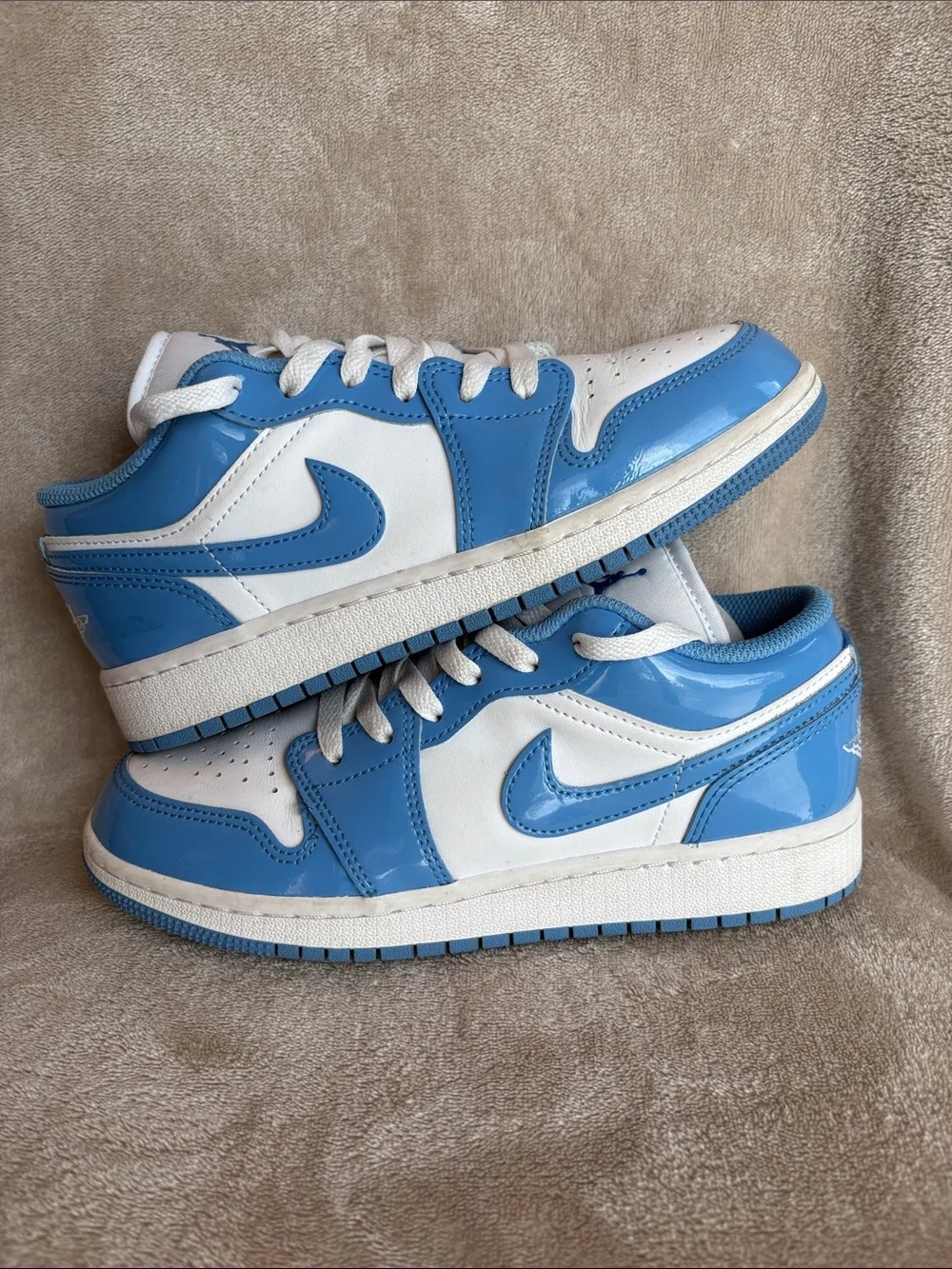 Nike Air Jordan 1 Low Boys Sneakers in University Blue and White